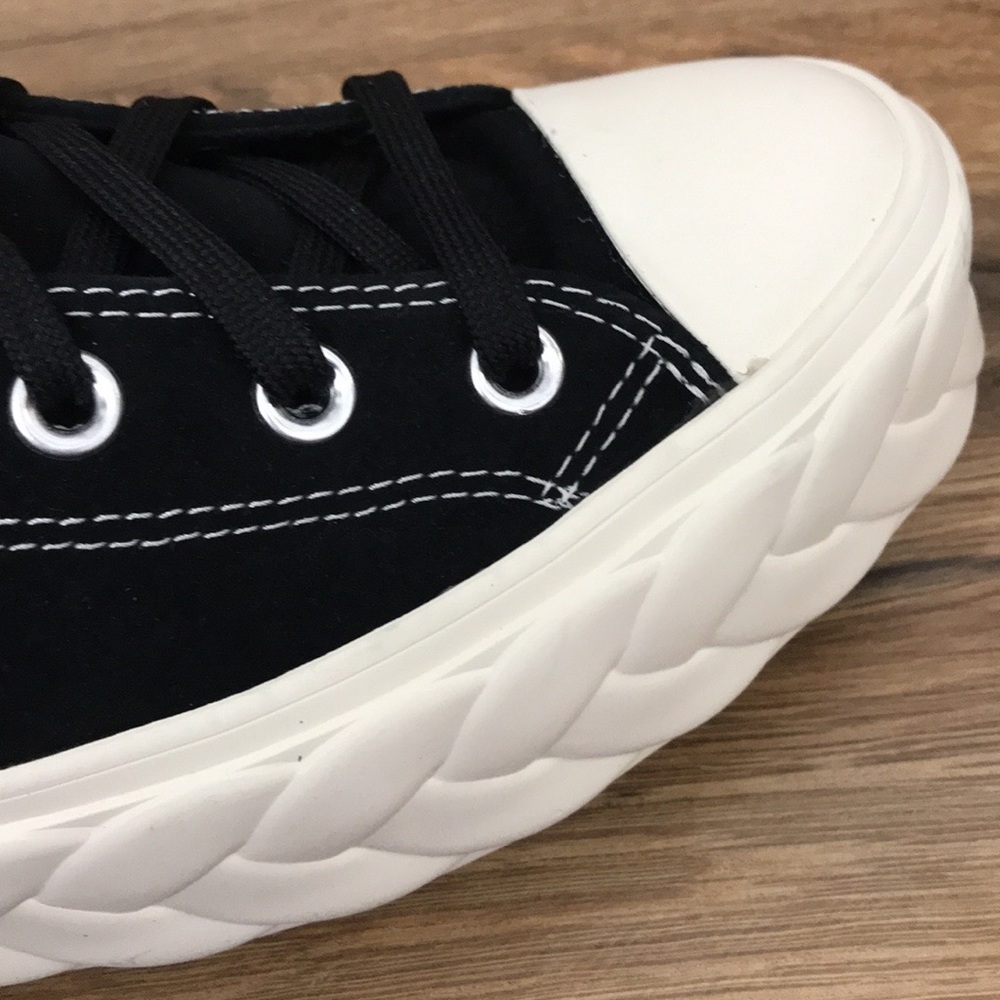 PLATFORM LEATHER CONVERSE HIGH TOP BRAND NEW - Picture 10 of 14